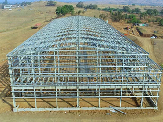 လက်တွေ့ကျနှင့်လှပသောသံမဏိဖွဲ့စည်းပုံ Warehouse ဆောက်လုပ်ရေး
